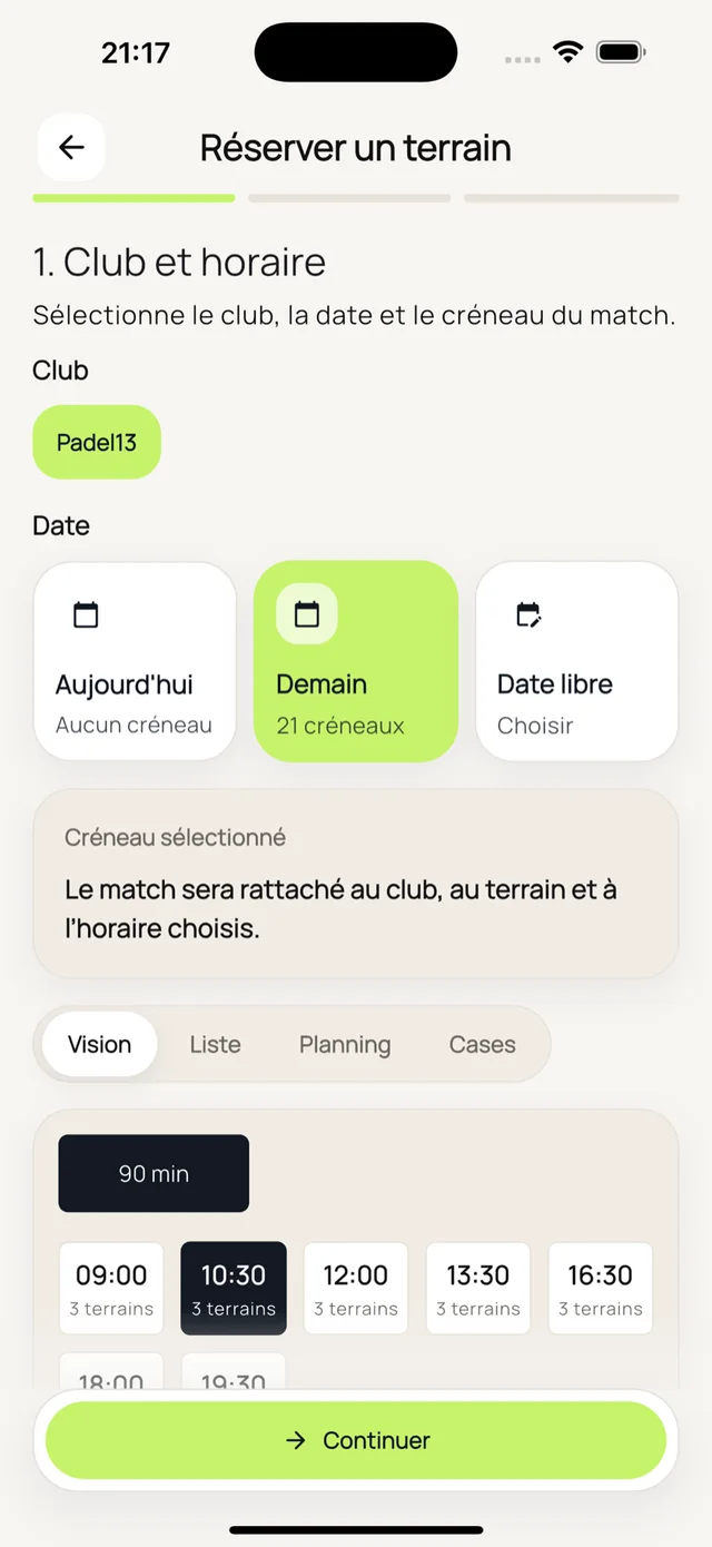 La réservation de terrains, reliée à la vie du club.